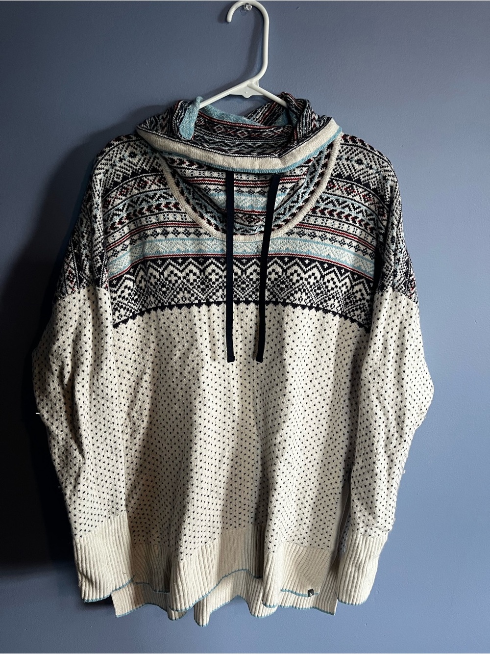 Eddie Bauer Cream Patterned Crewneck Hoodie